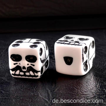 6pcs set von schädelförmigen Würfel 6 -Seiten, Halloween Party White Skull Dice, Neuheit Skeleton Dice für Club Bar Party, 6pcs Set